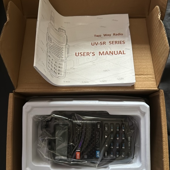 Baofeng uv5r - Picture 3 of 3